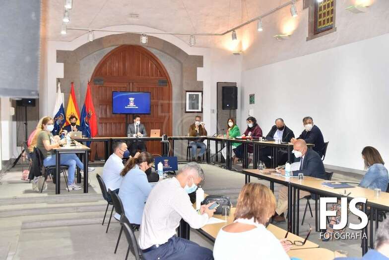 La sesión de carácter presencial se celebró en la ermita de San Pedro Mártir/Francisco Javier Santana.